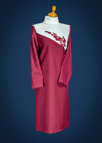 платье с белой кокеткой